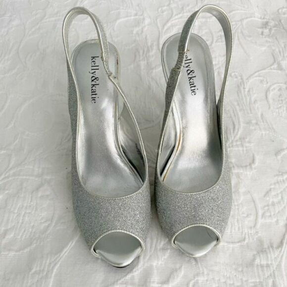 Kelly & Katie Silver Glitter Sparkle Peep Toe Sling Back Platform Heels Size 8.5 - Picture 1 of 6